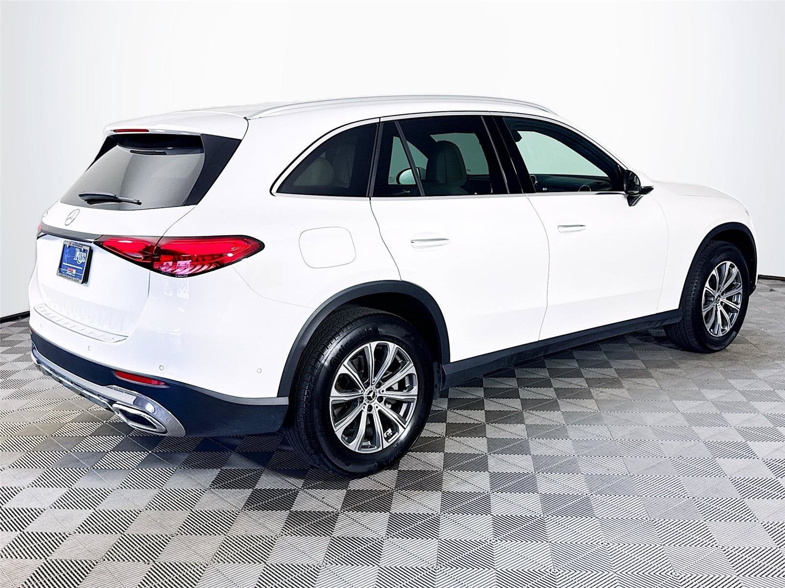 2023 Mercedes-Benz GLC GLC 300