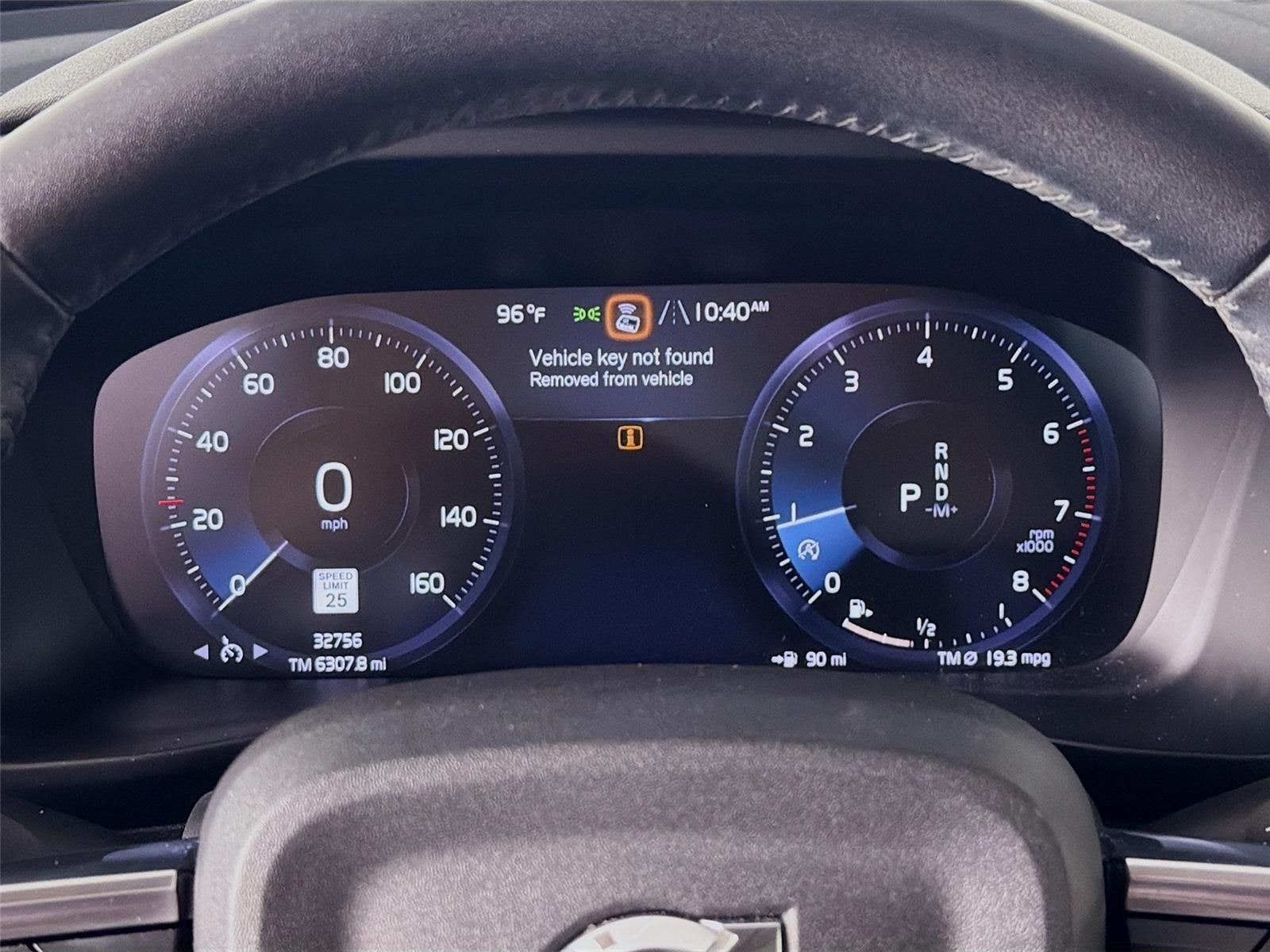 2021 Volvo XC40 Momentum