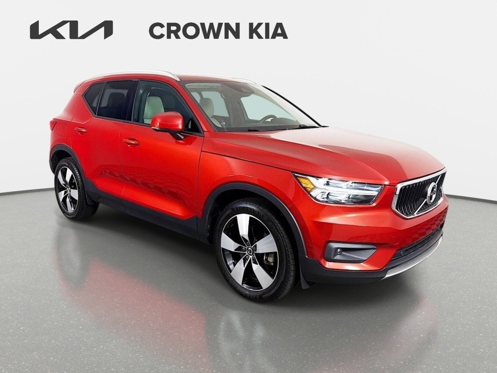 2021 Volvo XC40 Momentum
