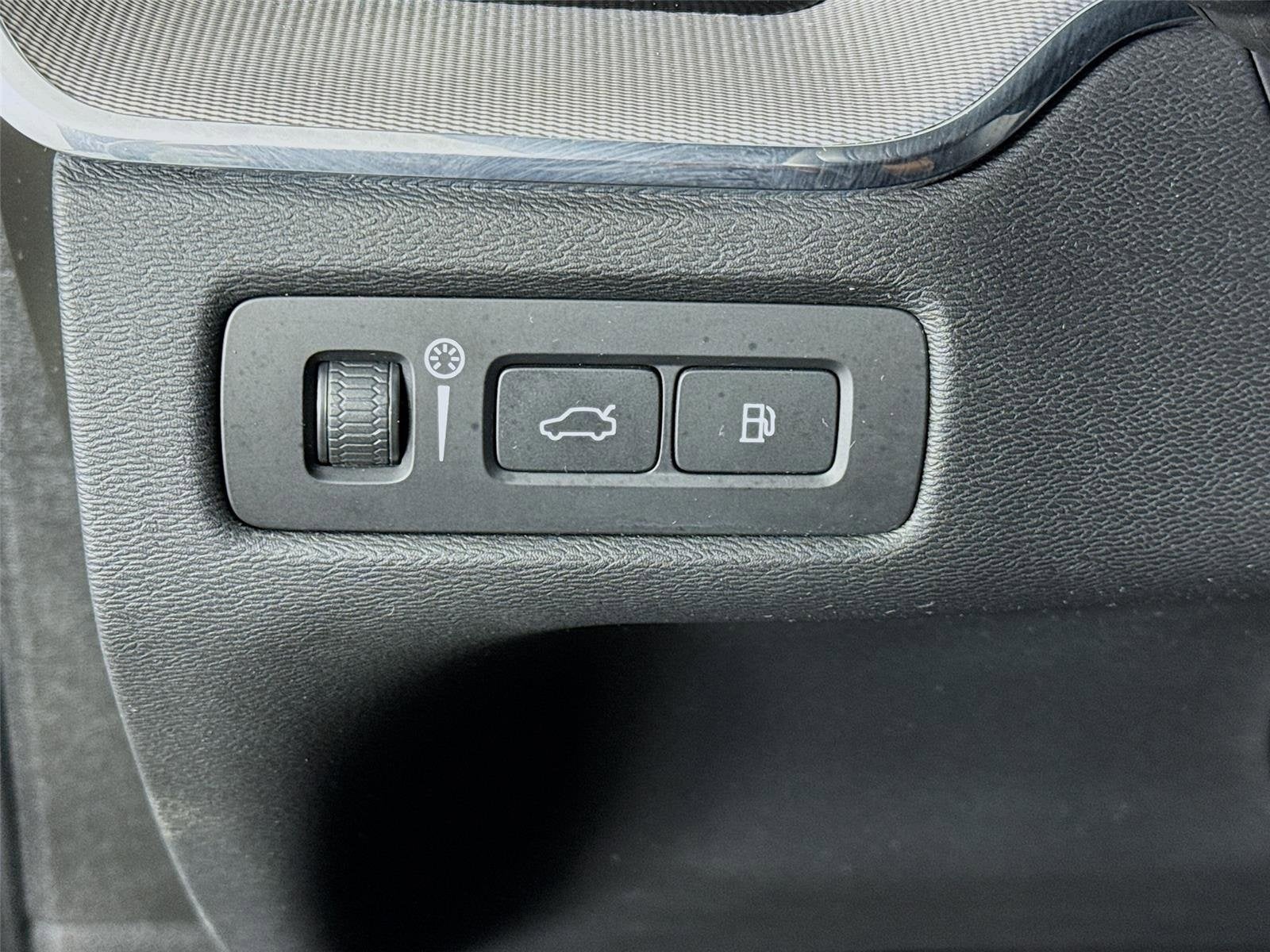 2022 Volvo XC60 Recharge Plug-In Hybrid R-Design