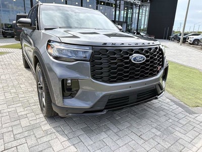 2025 Ford Explorer ST