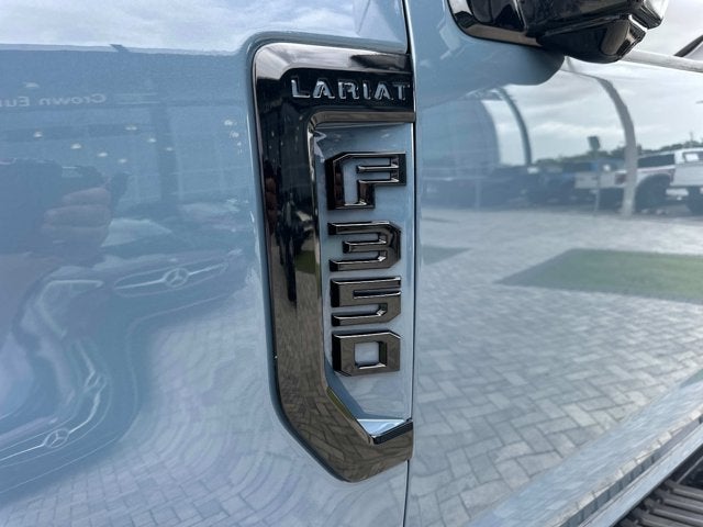 2020 Ford Super Duty F-350 DRW Lariat