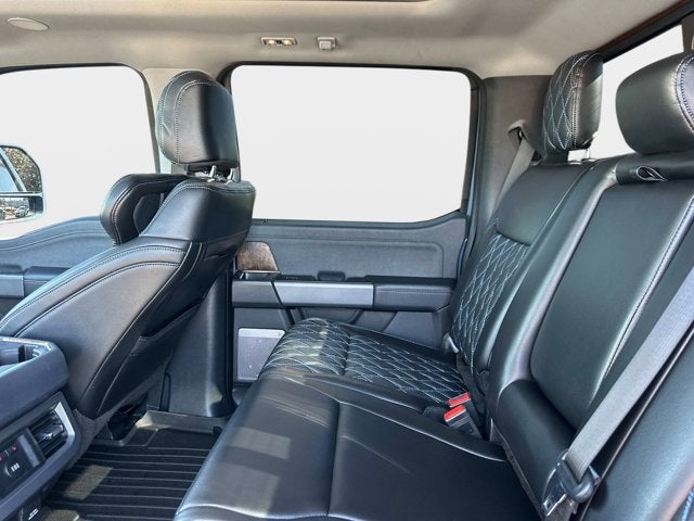 2023 Ford Super Duty F-450 DRW Lariat