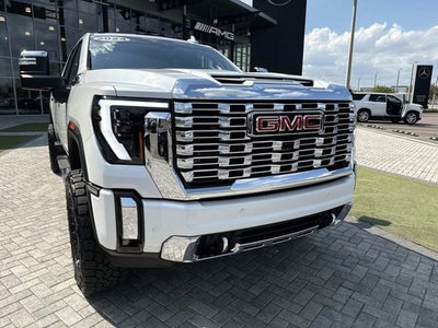 2024 GMC Sierra 2500HD Denali