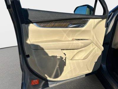 2017 Cadillac XT5 Base