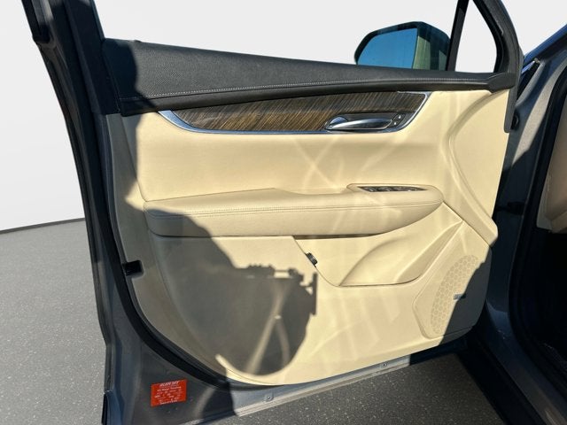 2017 Cadillac XT5 Base