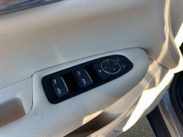 2017 Cadillac XT5 Base