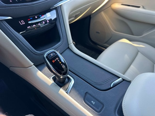 2017 Cadillac XT5 Base