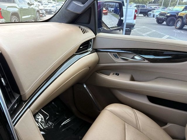 2019 Cadillac Escalade Platinum Edition