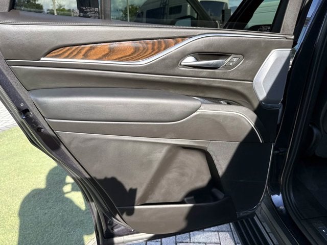2023 Cadillac Escalade Sport Platinum