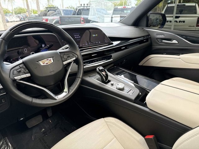 2024 Cadillac Escalade Sport
