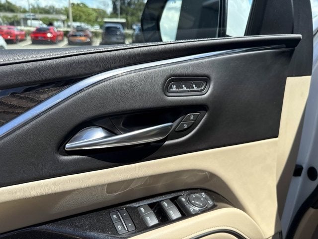 2022 Cadillac Escalade ESV Premium