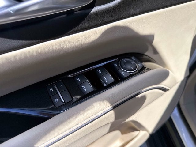 2022 Cadillac Escalade ESV Premium