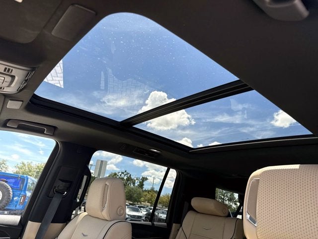 2022 Cadillac Escalade ESV Premium