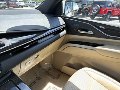 2022 Cadillac Escalade ESV Premium