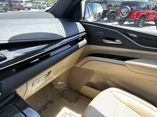 2022 Cadillac Escalade ESV Premium