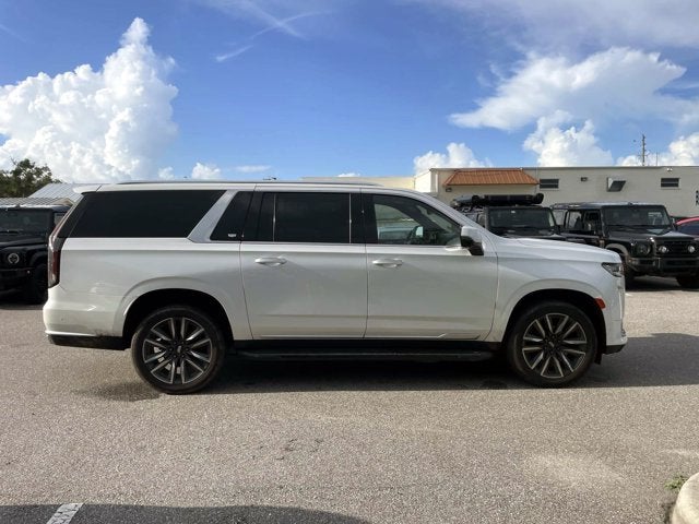 2022 Cadillac Escalade ESV Premium