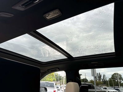 2023 Cadillac Escalade ESV Premium