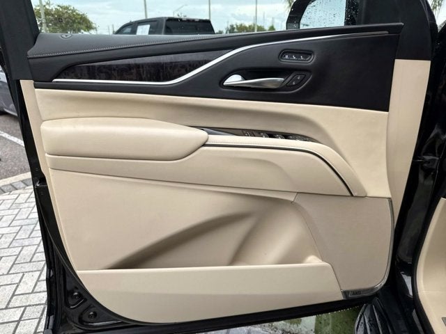 2023 Cadillac Escalade ESV Premium