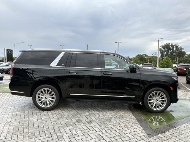2023 Cadillac Escalade ESV Premium