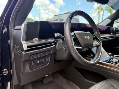 2025 Cadillac Escalade Sport Platinum