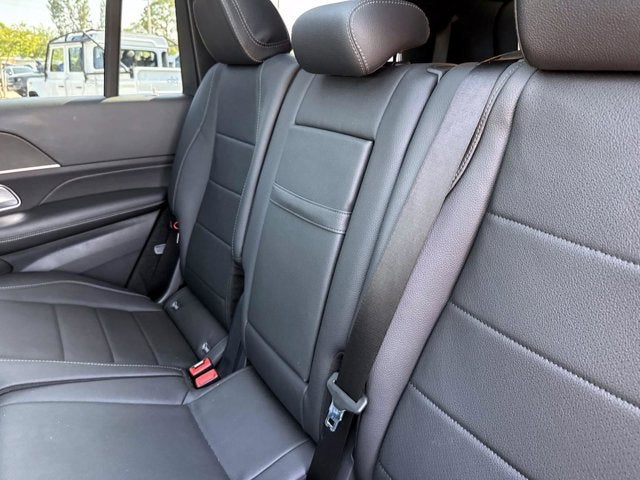 2024 Mercedes-Benz GLS 450