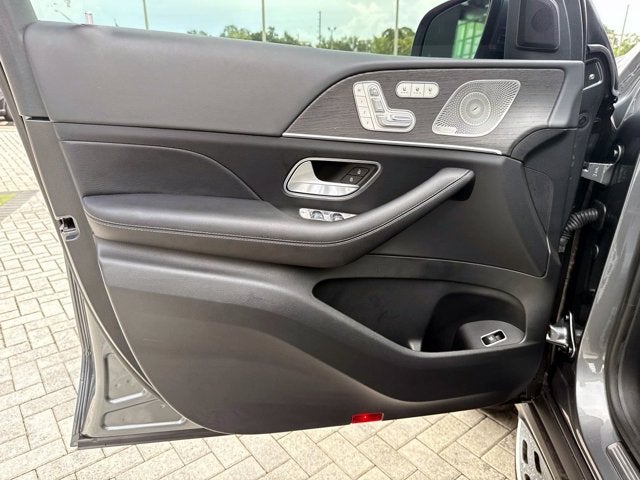 2026 Mercedes-Benz GLS 450