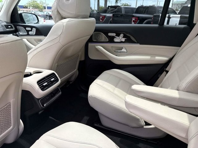 2026 Mercedes-Benz GLS 450