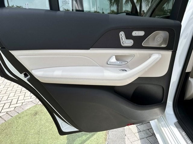 2026 Mercedes-Benz GLS 450