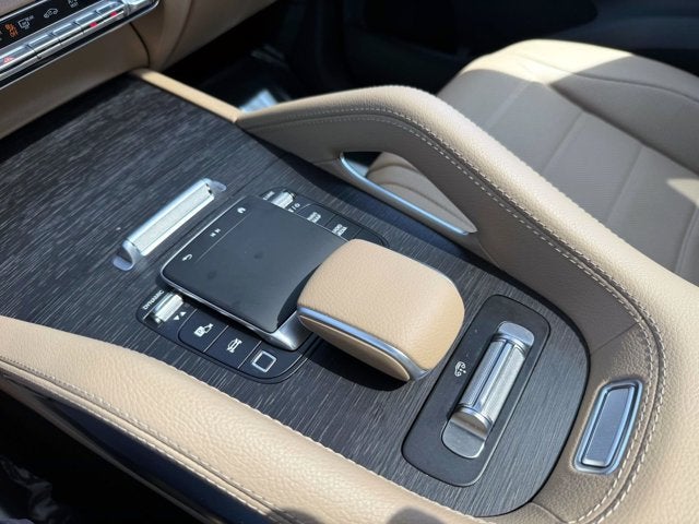 2026 Mercedes-Benz GLS 450