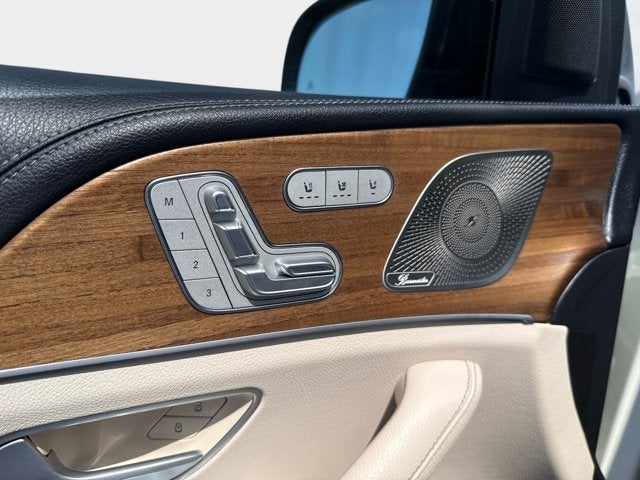 2023 Mercedes-Benz GLS 450