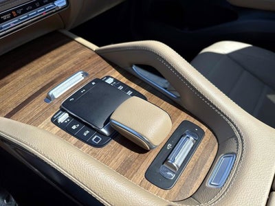 2025 Mercedes-Benz GLS 450
