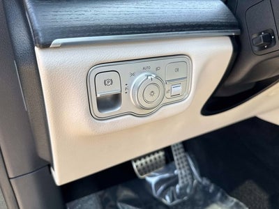 2023 Mercedes-Benz GLS 580