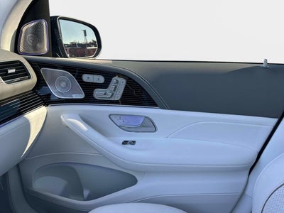 2025 Mercedes-Benz GLS Maybach 600
