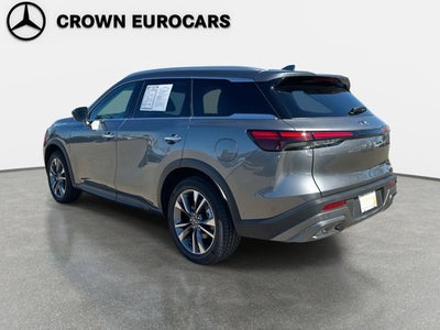 2022 INFINITI QX60 LUXE
