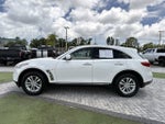 2017 INFINITI QX70 Base