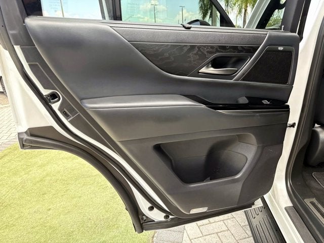 2024 Lexus LX 600 Luxury