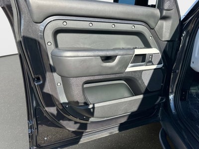 2022 Land Rover Defender X-Dynamic HSE