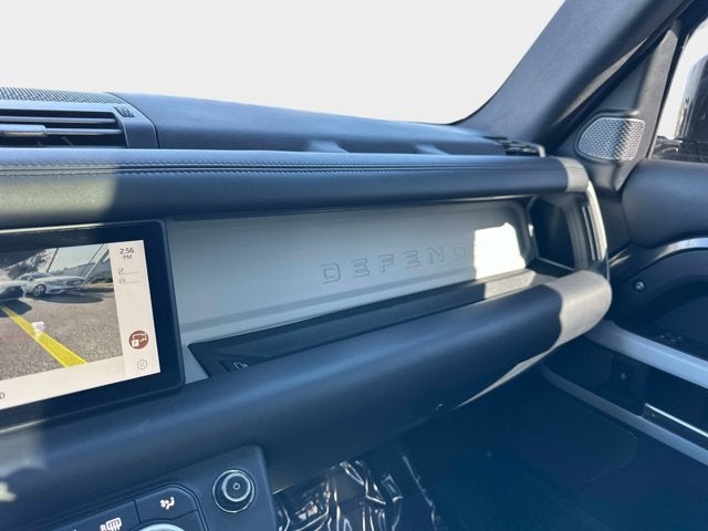 2022 Land Rover Defender X-Dynamic HSE