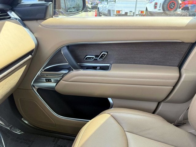 2023 Land Rover Range Rover SE