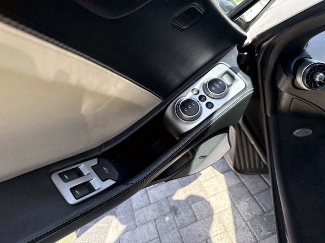 2012 McLaren MP4-12C Base