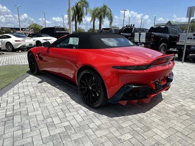 2022 Aston Martin Vantage Base
