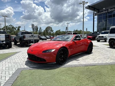2022 Aston Martin Vantage Base