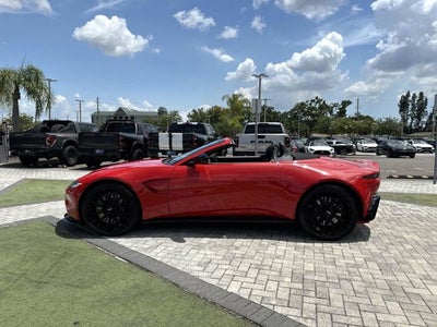 2022 Aston Martin Vantage Base
