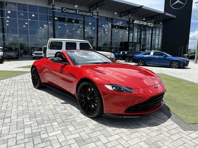 2022 Aston Martin Vantage Base