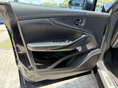 2023 Aston Martin DBX 707