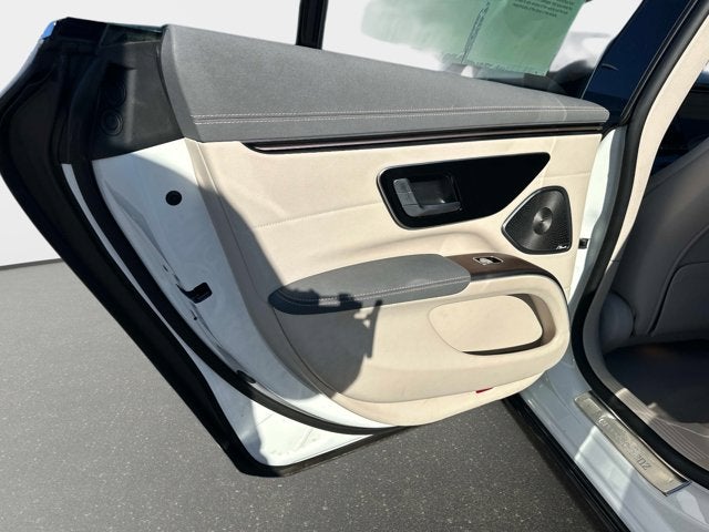 2023 Mercedes-Benz EQS 450