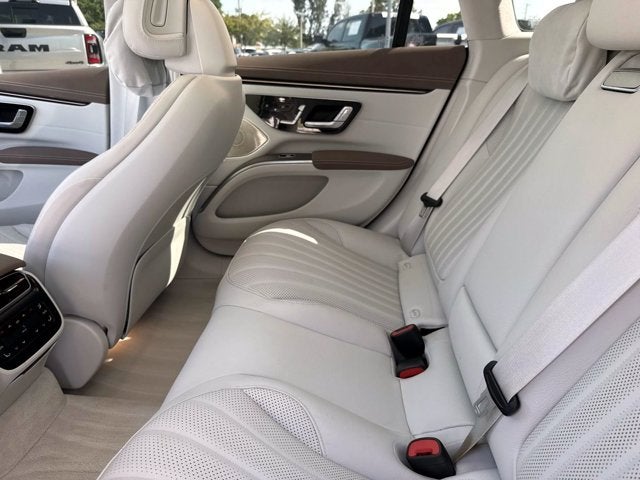 2022 Mercedes-Benz EQS 580