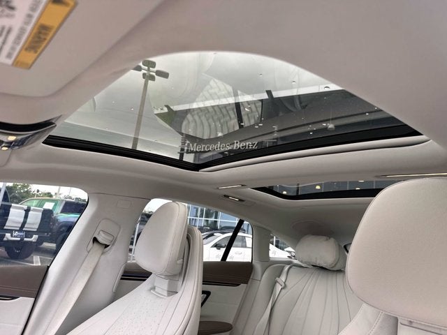 2023 Mercedes-Benz EQS 580