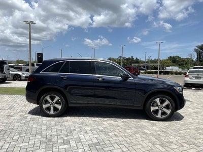2022 Mercedes-Benz GLC 300